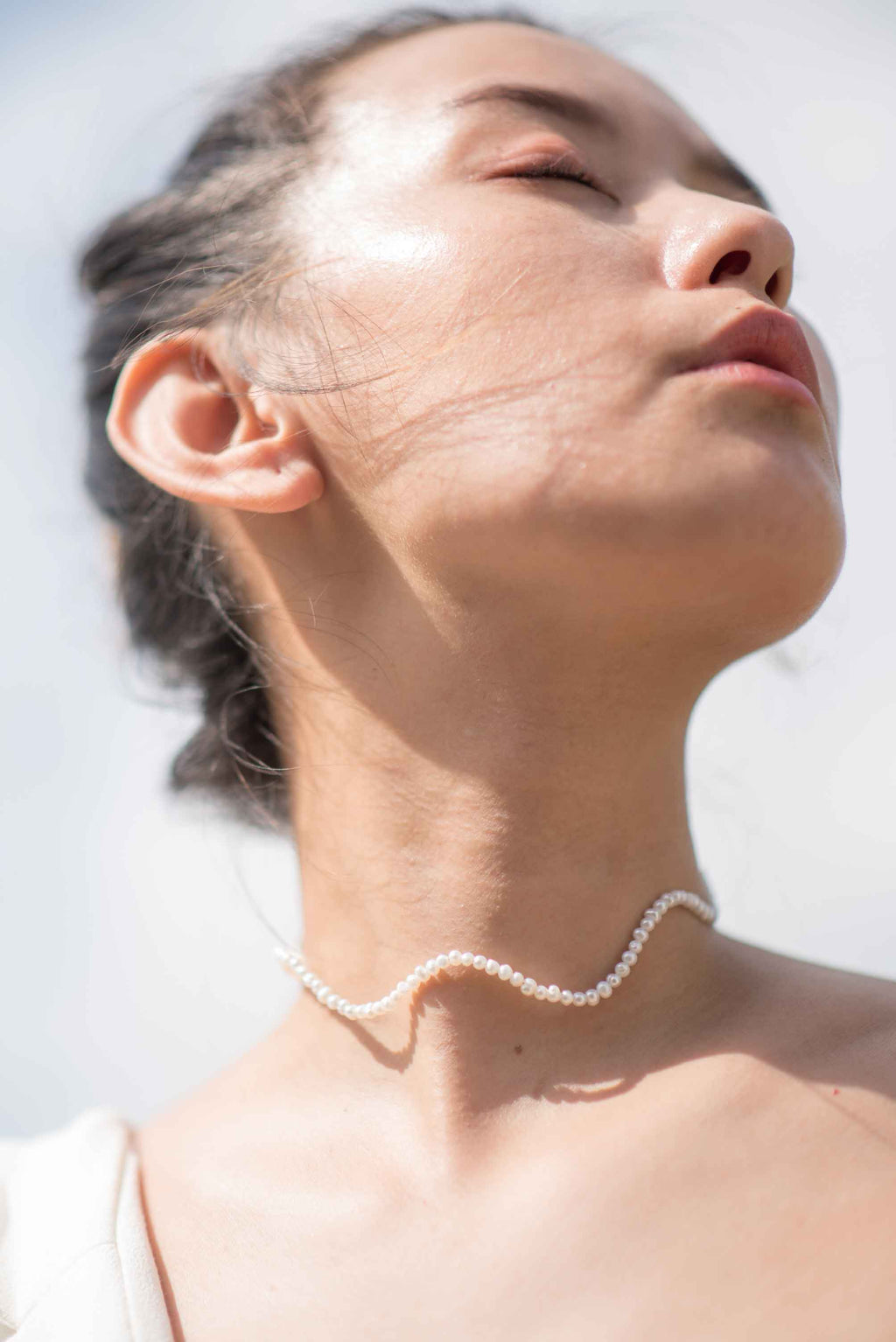 Wavy Pearl Choker