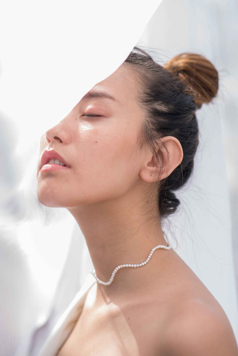 Wavy Pearl Choker