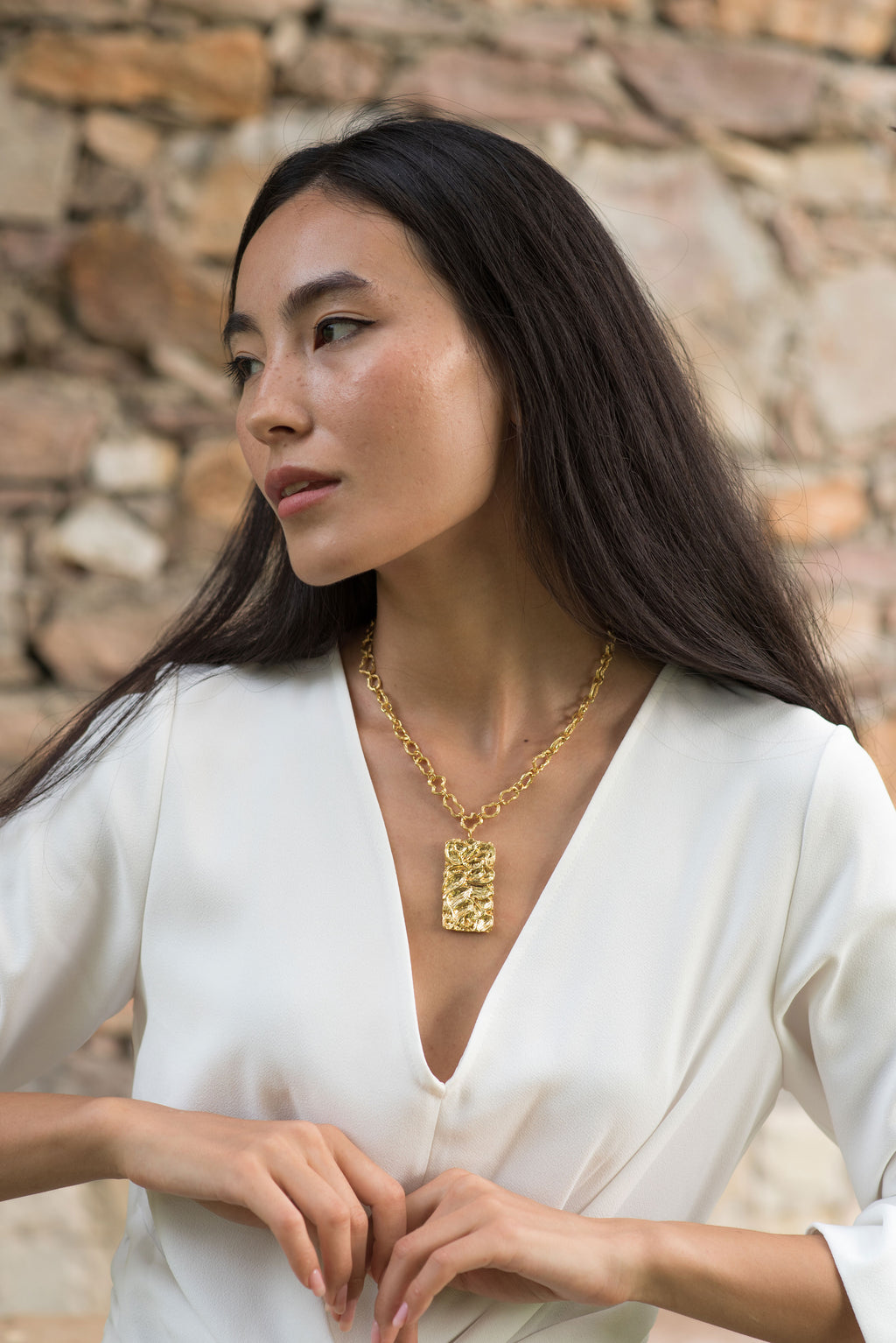 Brush stroke necklace