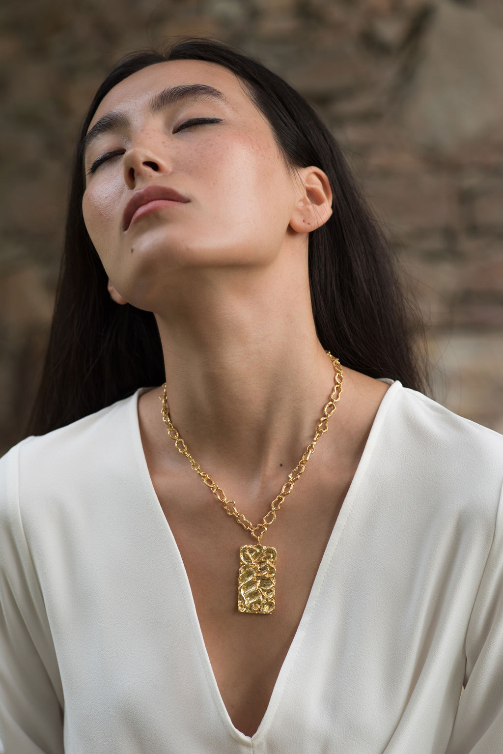 Brush stroke necklace