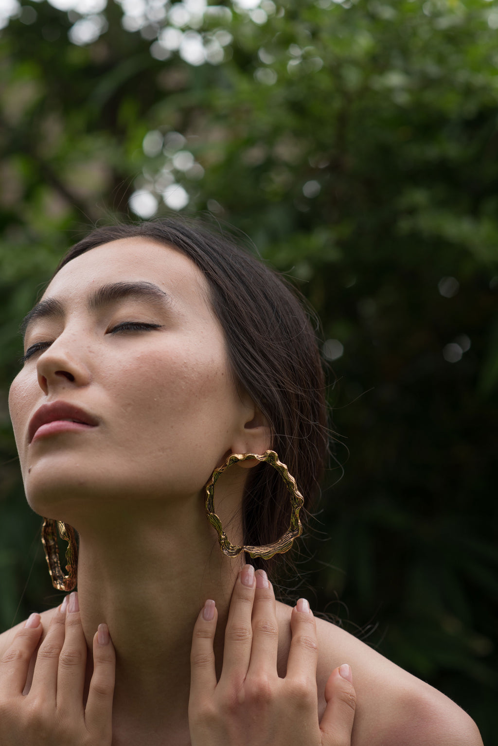 Bark texture classic hoops - oxidised