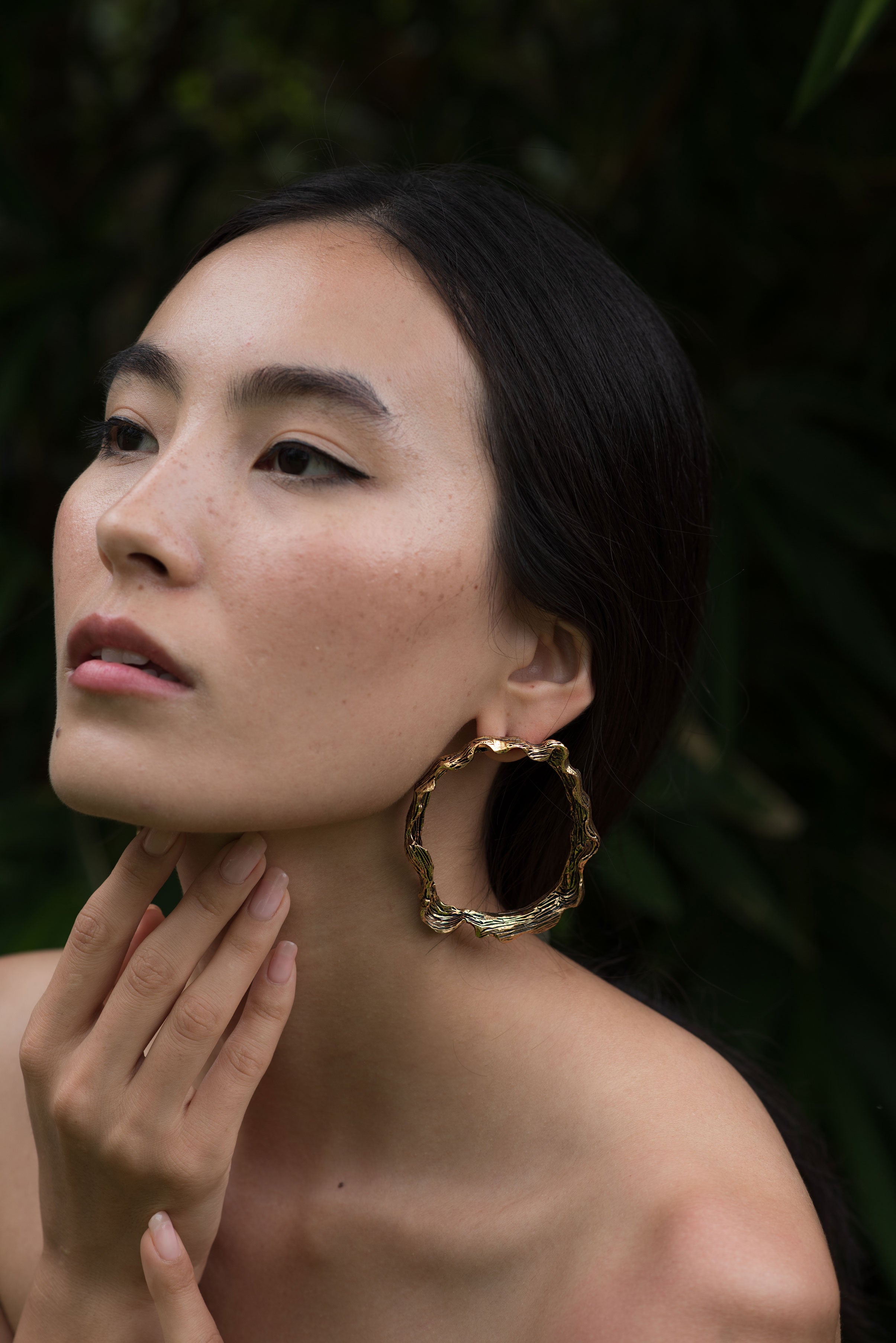 Bark texture classic hoops - oxidised