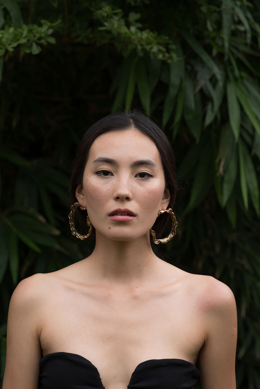 Bark texture classic hoops - oxidised