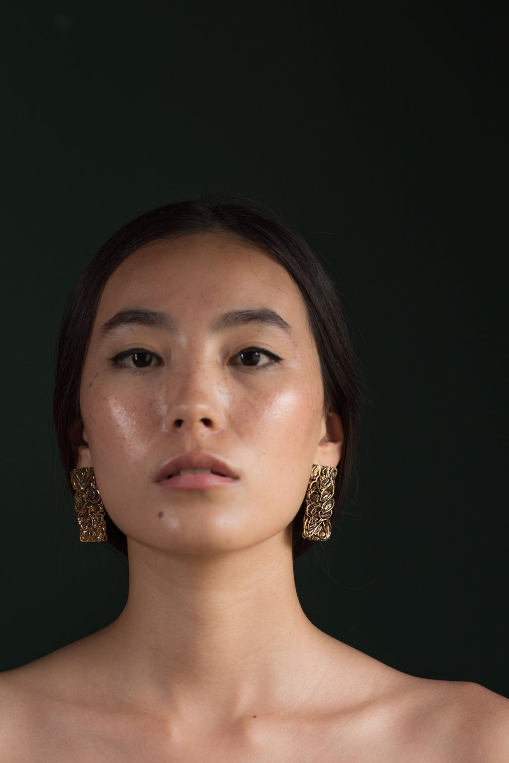 Brush stroke studs - oxidised