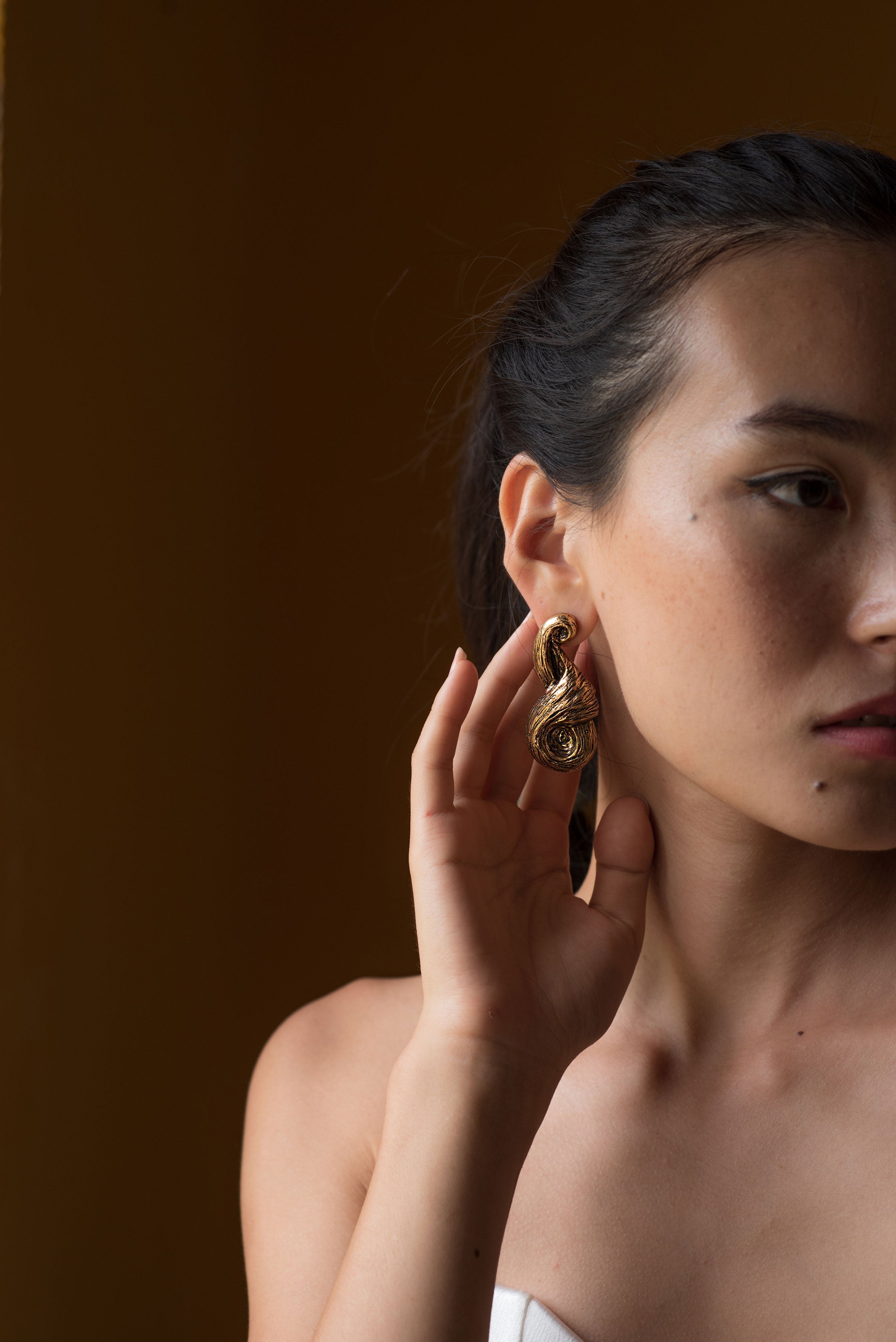 Wabi earrings - oxidised