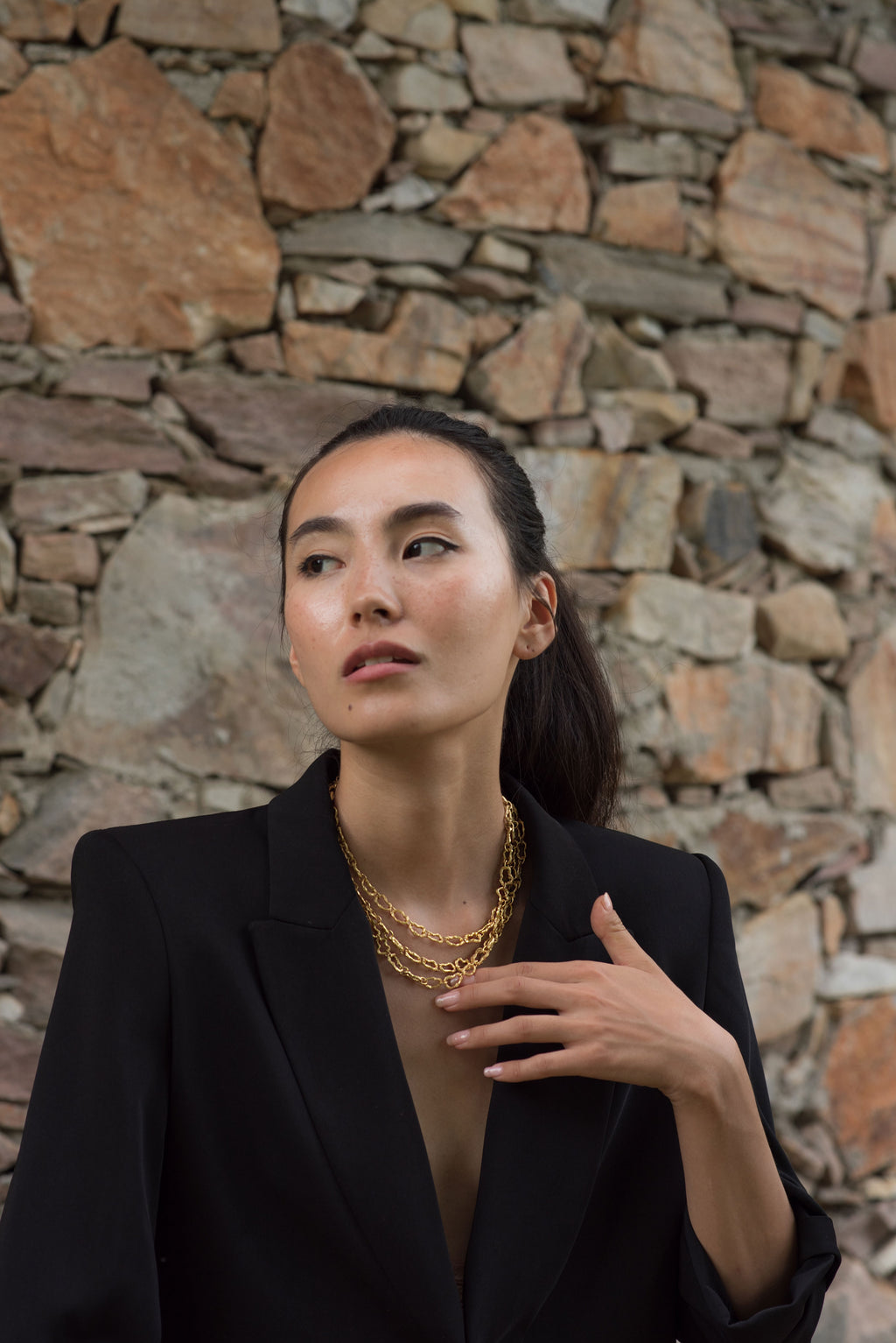 Textured chain necklace