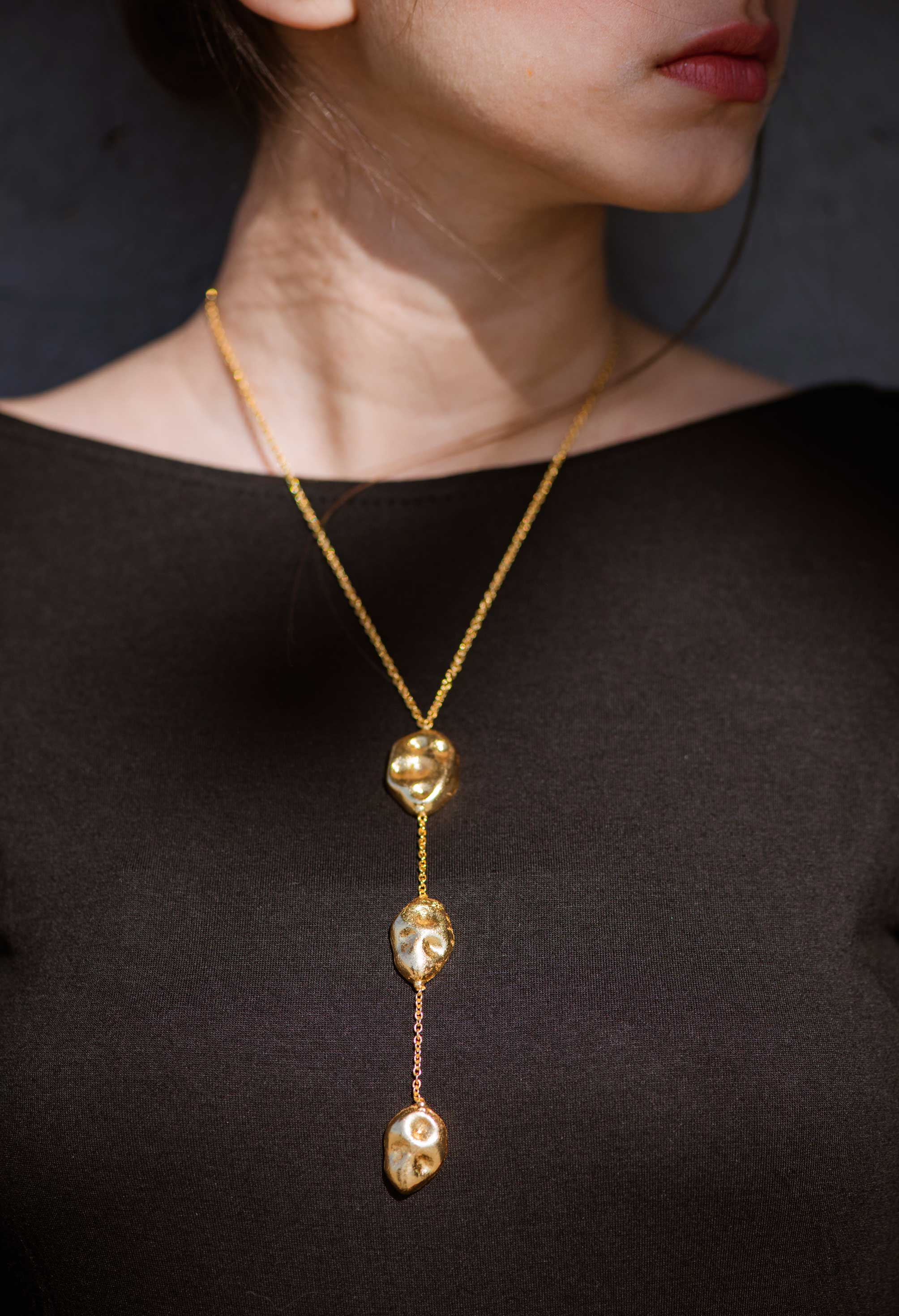 Necklace With Small Hammered Chunks