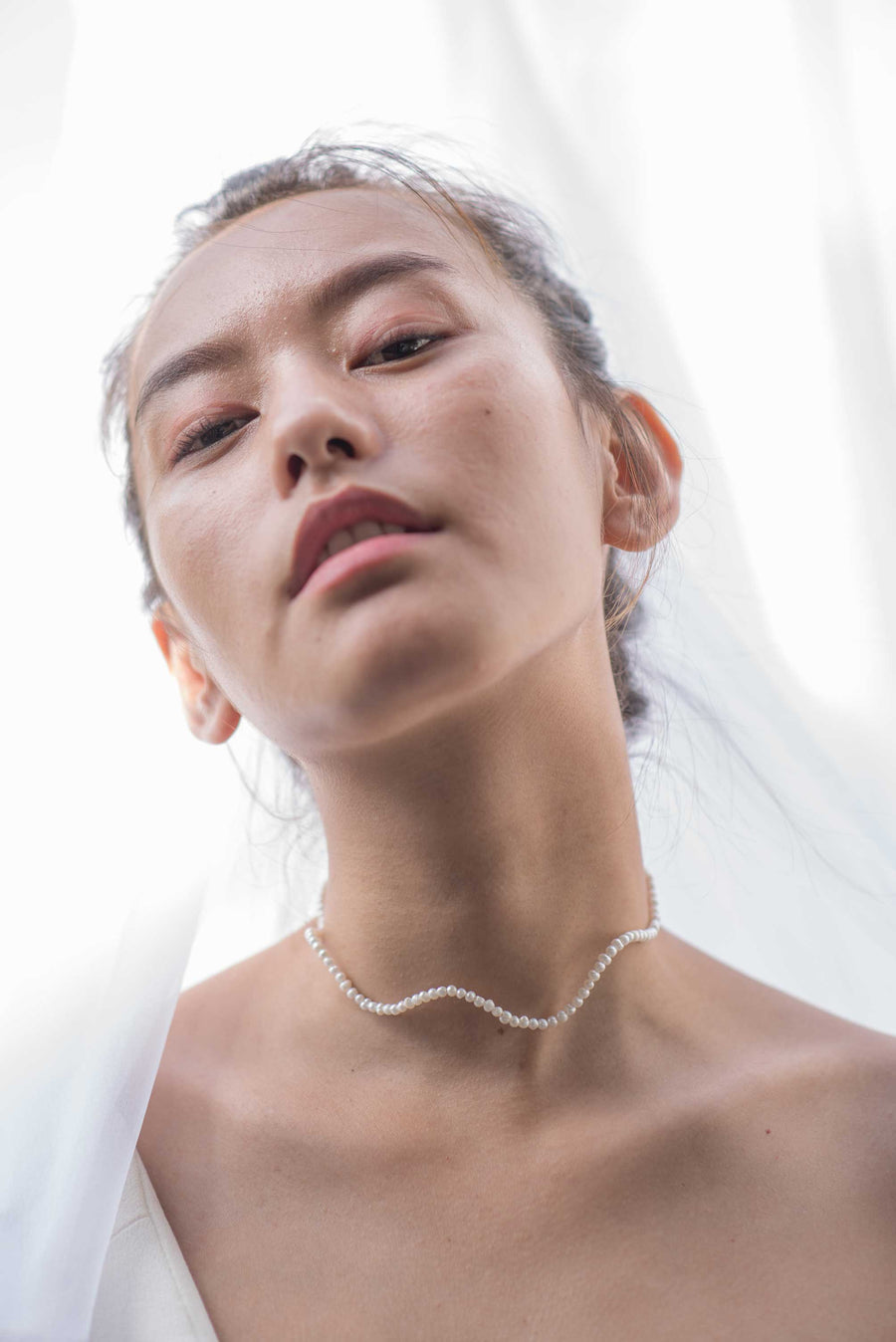 Wavy Pearl Choker
