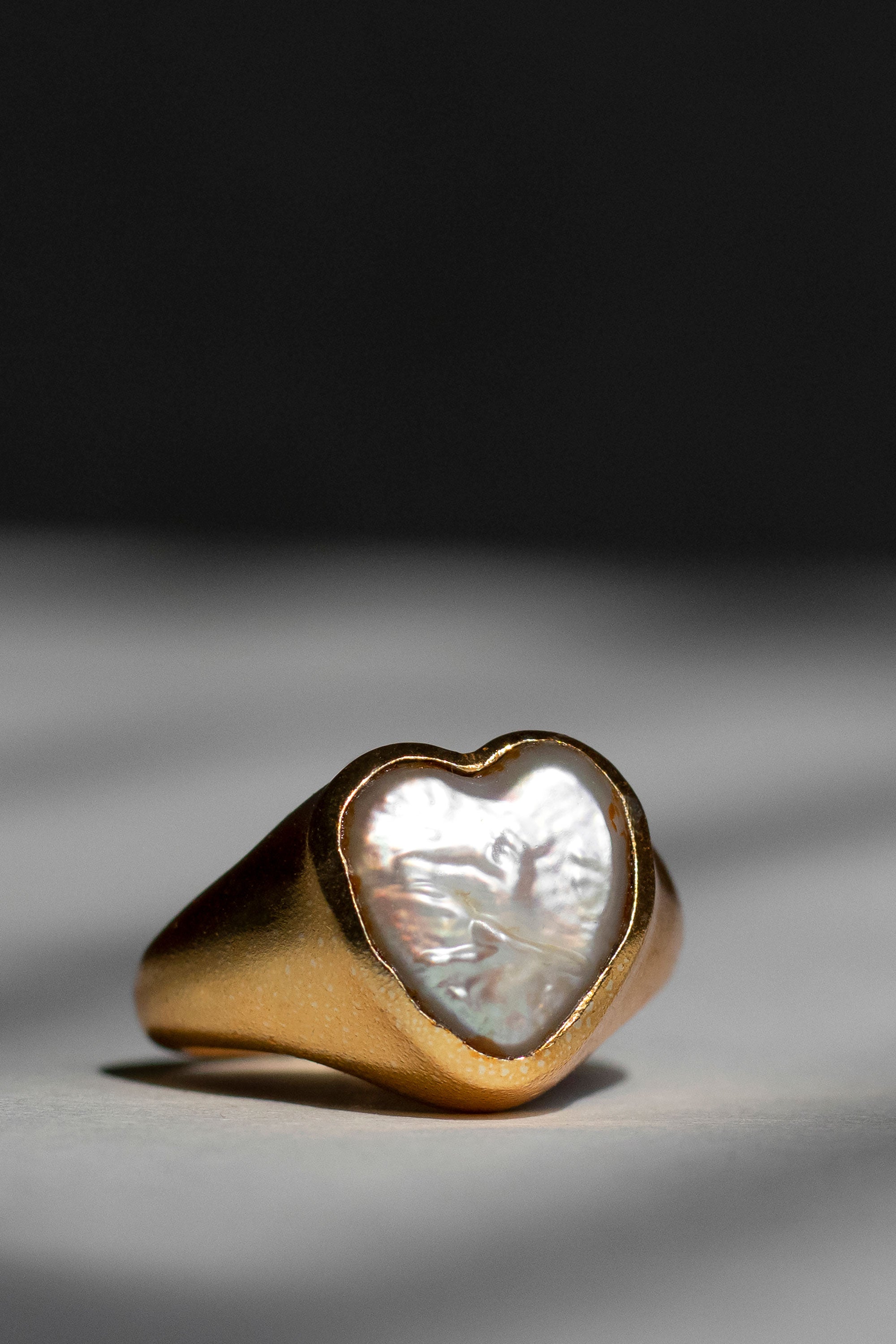 Heart pearl ring