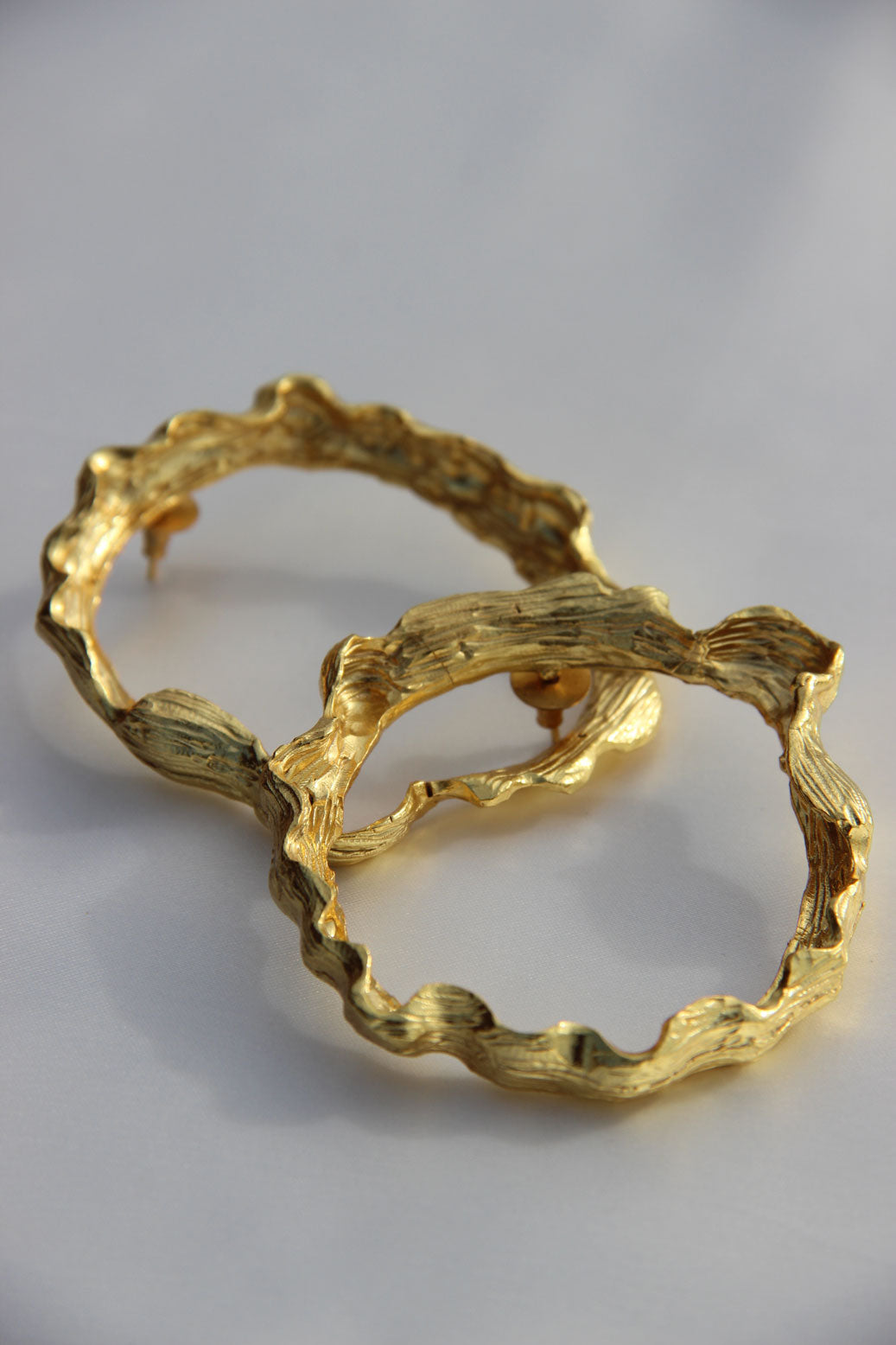 Bark texture classic hoops