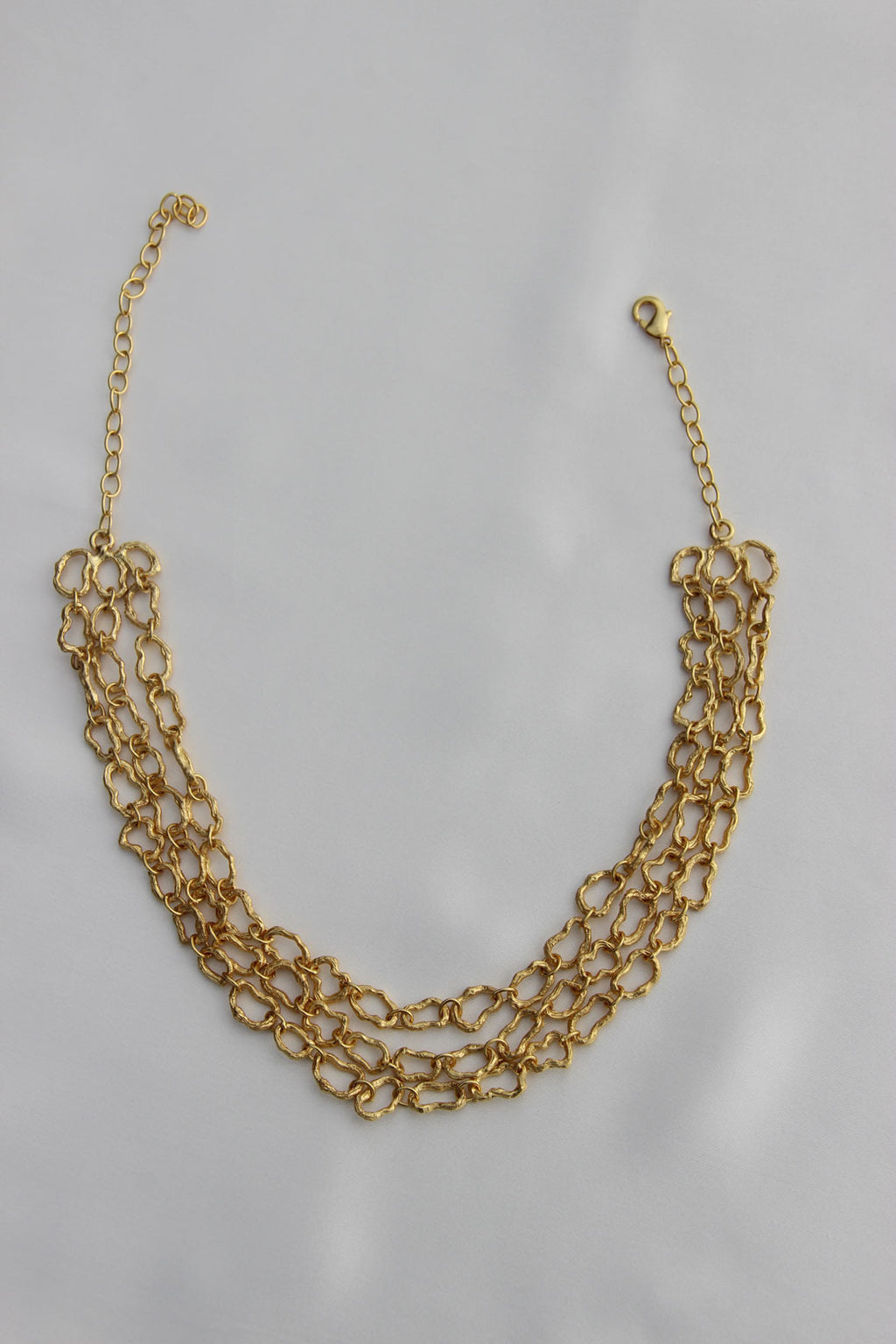 Textured chain necklace
