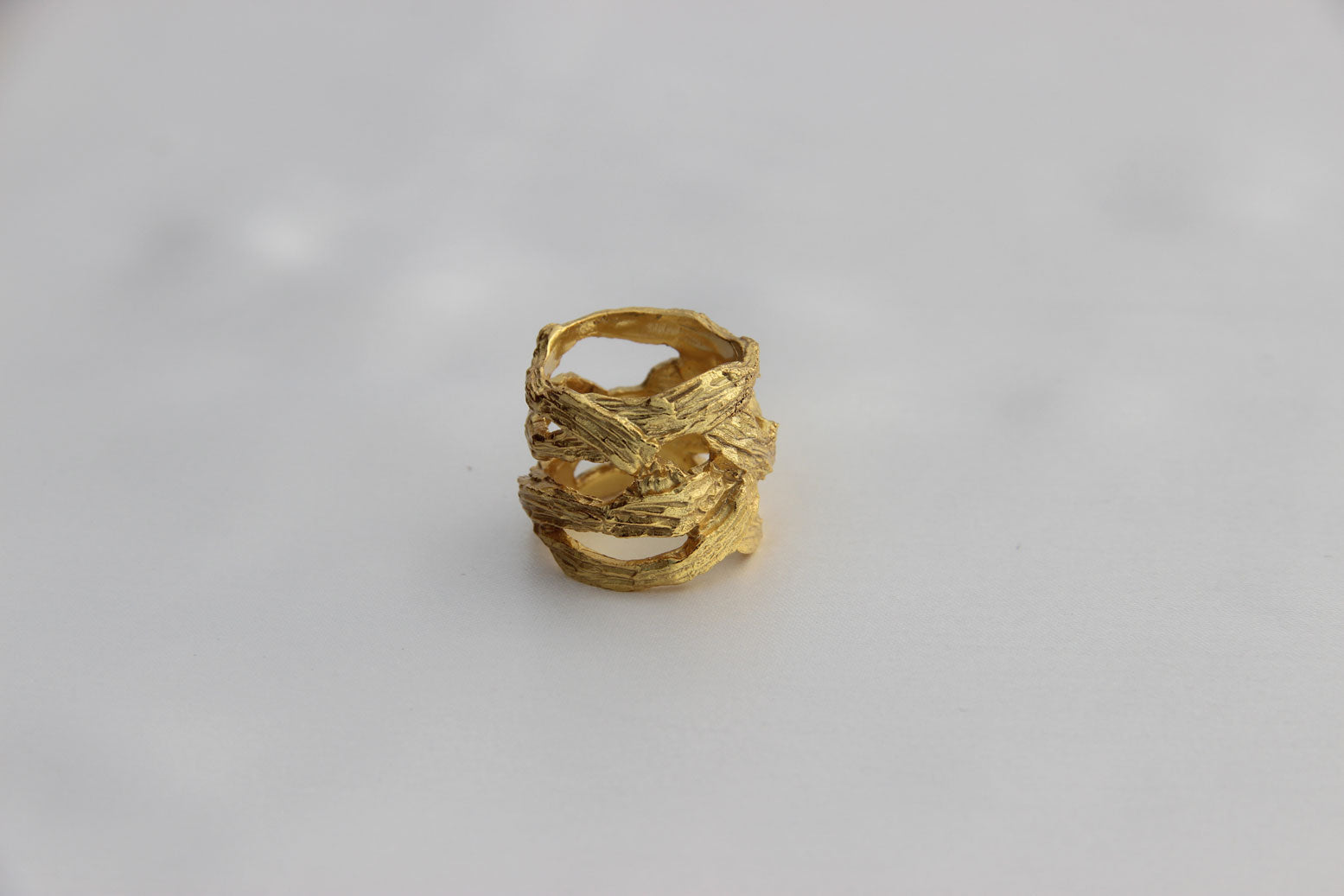 Bark texture ring