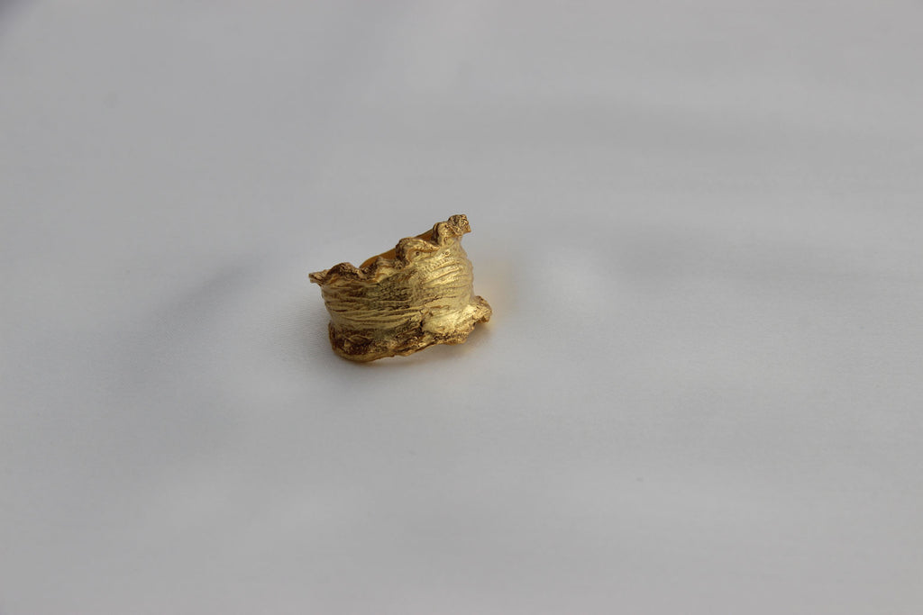 Thick texture ring